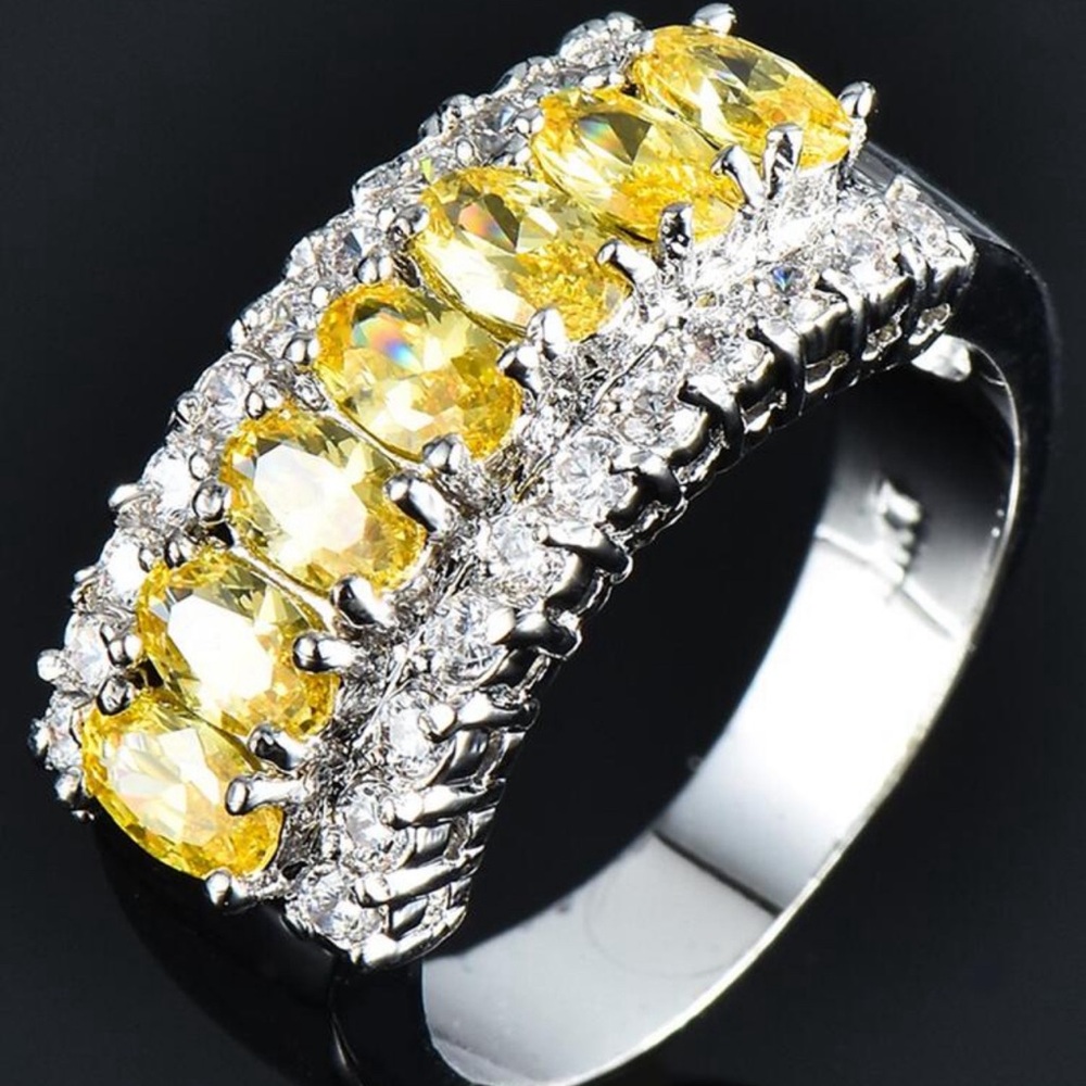 NWT ÉLÉGANT & NOBLE SEVEN YELLOW CUBIC ZIRCONIA MESH WEDDING BAND